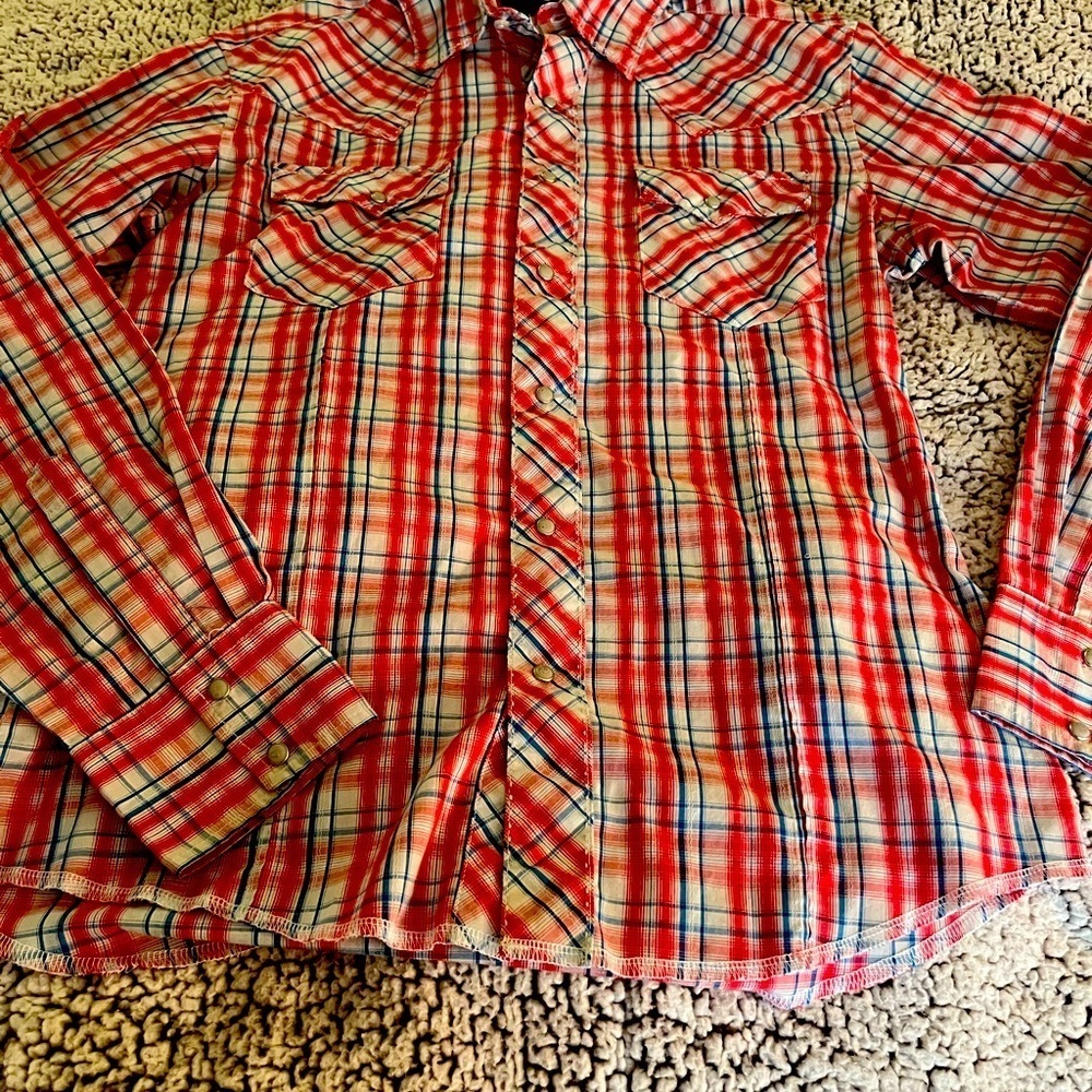 Wrangler pearl snap long sleeve shirt men’s medium